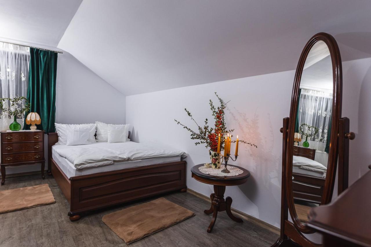 Casa Tirol Blaj Hotel Luaran gambar